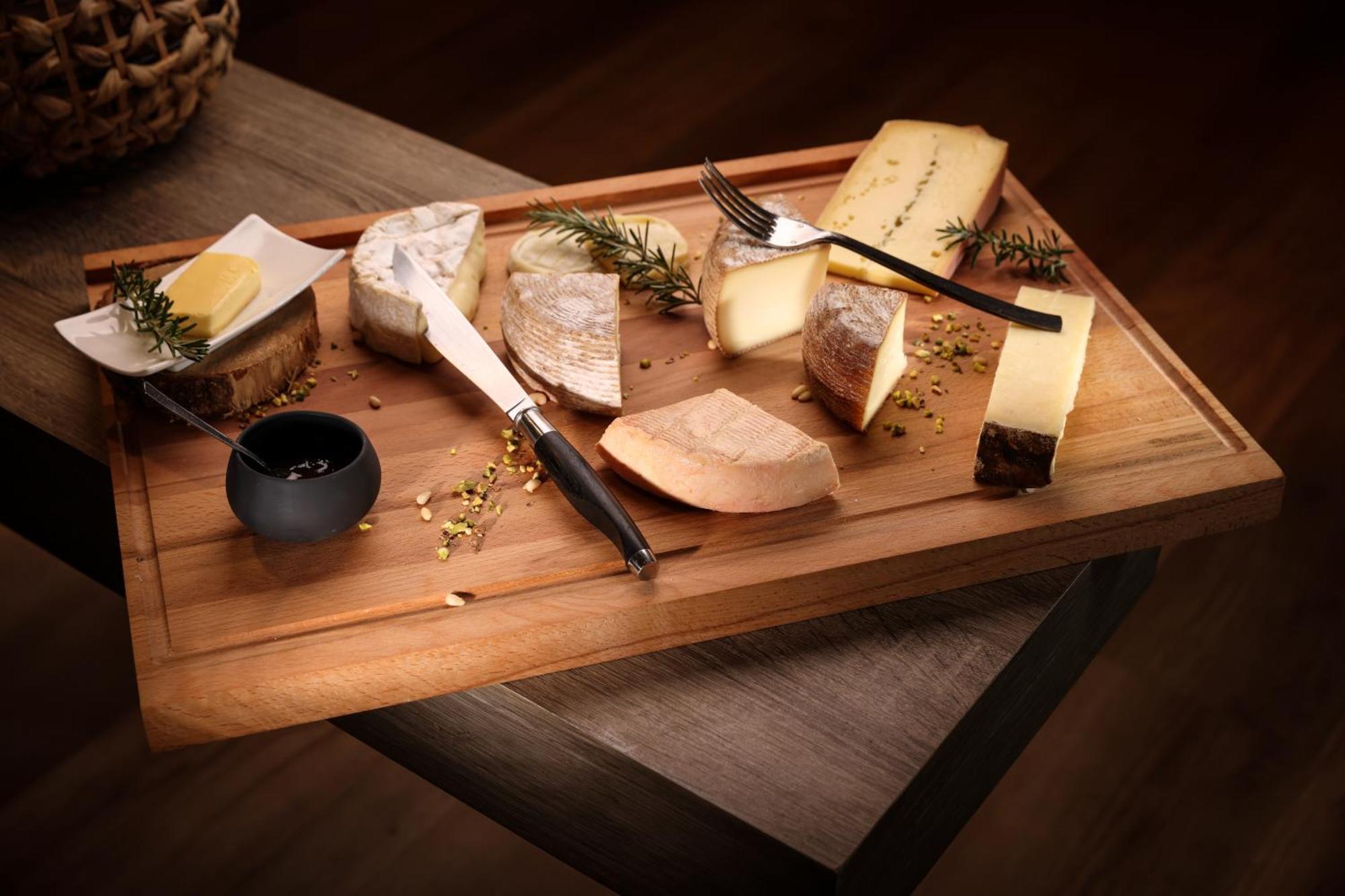 Boutique-Hotel Restaurant L'Atelier D'Epicure Logis Castels Екстер'єр фото